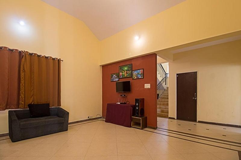 Seva Holidays Villa Ac Room 3Bh With Private Swmming Pool Big Living Room ロナバラ エクステリア 写真